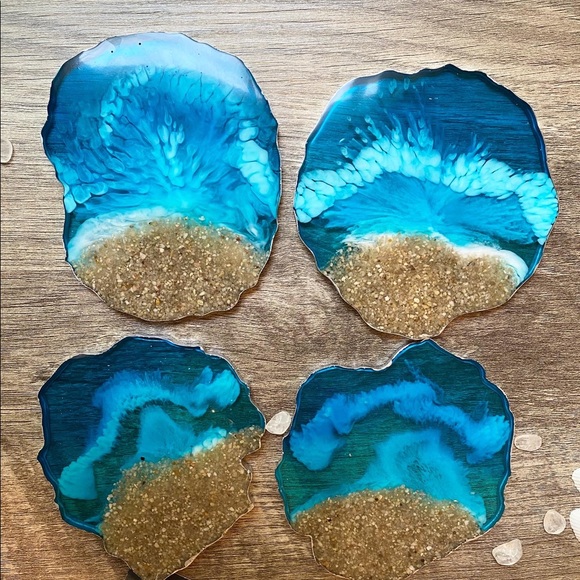 Resin Beach Coaster, Set of 4, handmade - Picture 4 of 10